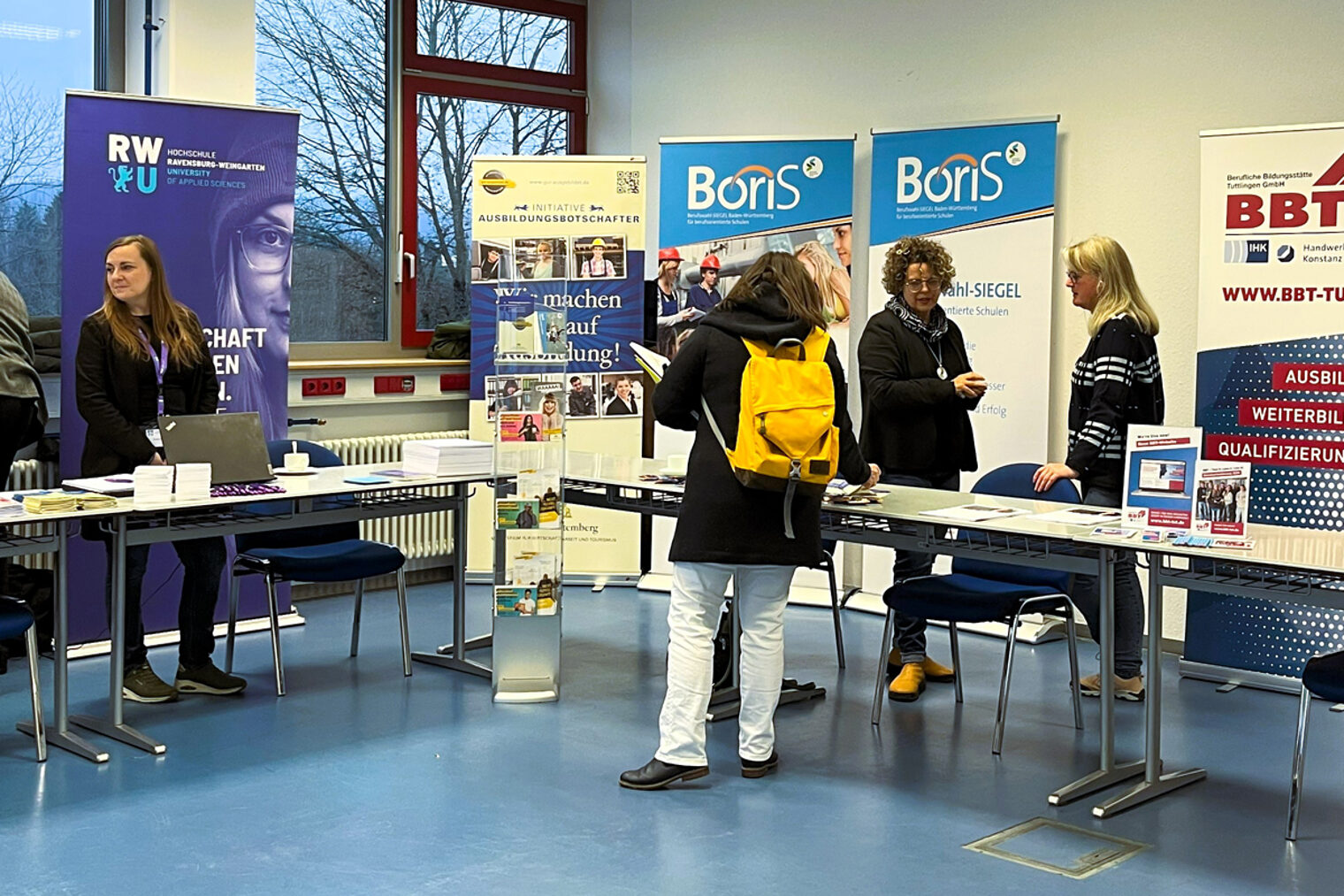 Beratungsgespräch auf der Hausmesse