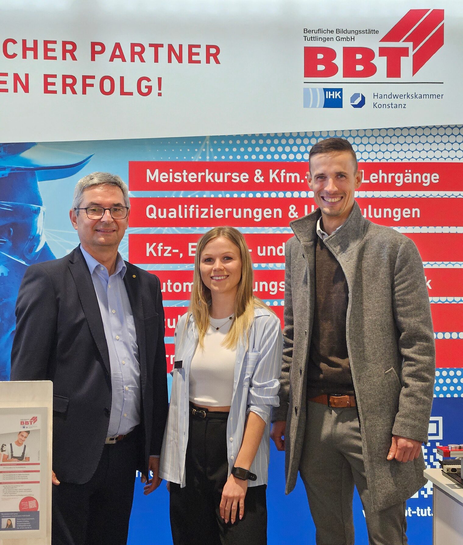 Roland Aicherler, Daria und Marco auf der Jobs for Future in Villingen-Schwenningen. 